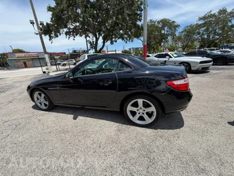 2015 Mercedes-Benz SLK 250 - miniatura 23