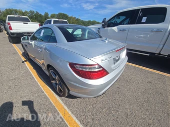2015 Mercedes-Benz SLK 250 – miniatura 6