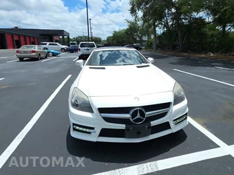 2015 Mercedes-Benz SLK 250 – miniatura 2