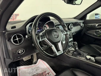 2015 Mercedes-Benz SLK 250 - miniatura 18