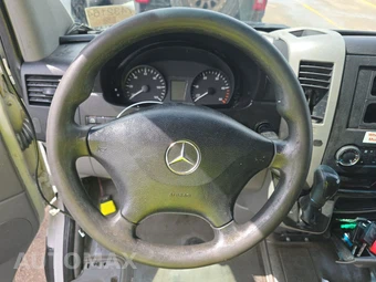 2015 Mercedes-Benz Sprinter 2500 Cargo Van High Roof 170.3" WB – miniatura 10