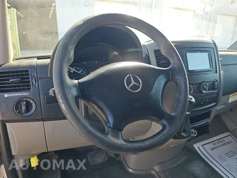 2015 Mercedes-Benz Sprinter 2500 Cargo Van Standard Roof 144.3" WB - miniatura 10