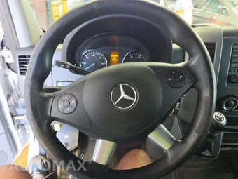 2015 Mercedes-Benz Sprinter 2500 Cargo Van Standard Roof 144.3" WB - miniatura 10