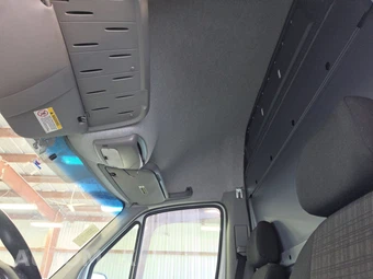 2015 Mercedes-Benz Sprinter 2500 Cargo Van Standard Roof 144.3" WB - miniatura 17