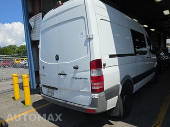 2015 Mercedes-Benz Sprinter 2500 Cargo Van Standard Roof 144.3" WB - miniatura 4