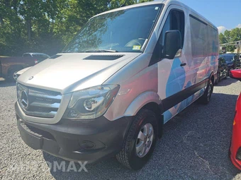 2015 Mercedes-Benz Sprinter 2500 Passenger Van Standard Roof 144.3" WB