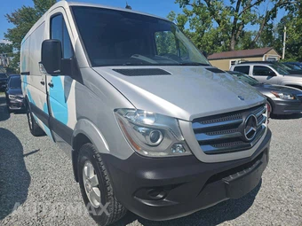 2015 Mercedes-Benz Sprinter 2500 Passenger Van Standard Roof 144.3" WB - miniatura 4