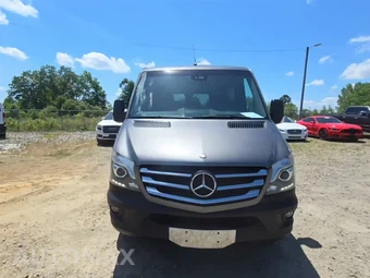 2015 Mercedes-Benz Sprinter 2500 Passenger Van Standard Roof 144.3" WB - miniatura 2