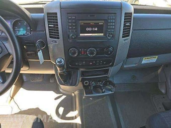 2015 Mercedes-Benz Sprinter 2500 Passenger Van – miniatura 10