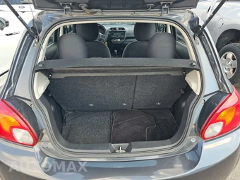 2015 Mitsubishi Mirage RF – miniatura 16