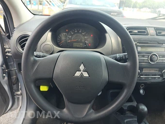 2015 Mitsubishi Mirage RF - miniatura 10