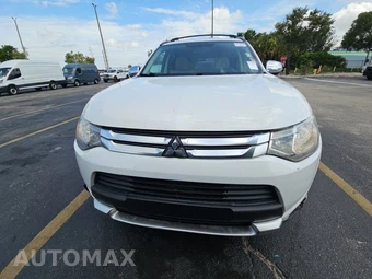 2015 Mitsubishi Outlander SE - miniatura 2