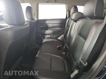2015 Mitsubishi Outlander SE – miniatura 13