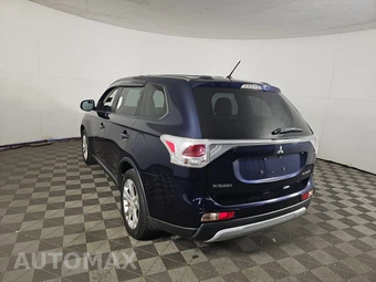 2015 Mitsubishi Outlander SE – miniatura 6