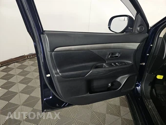 2015 Mitsubishi Outlander SE – miniatura 9