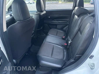 2015 Mitsubishi Outlander SE – miniatura 12