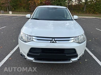 2015 Mitsubishi Outlander SE – miniatura 2