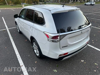 2015 Mitsubishi Outlander SE – miniatura 30