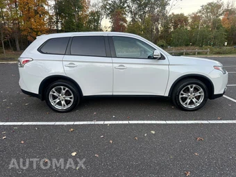 2015 Mitsubishi Outlander SE – miniatura 5
