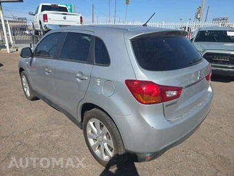 2015 Mitsubishi Outlander Sport ES – miniatura 2