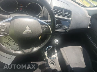 2015 Mitsubishi Outlander Sport ES – miniatura 11