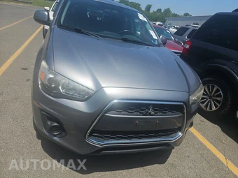 2015 Mitsubishi Outlander Sport ES – miniatura 2