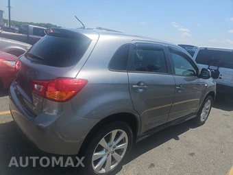 2015 Mitsubishi Outlander Sport ES – miniatura 4