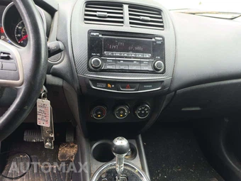 2015 Mitsubishi Outlander Sport ES - miniatura 7