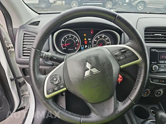2015 Mitsubishi Outlander Sport ES - miniatura 10