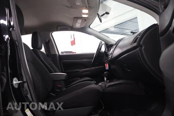 2015 Mitsubishi Outlander Sport ES - miniatura 23