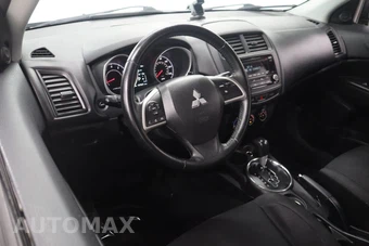 2015 Mitsubishi Outlander Sport ES - miniatura 33