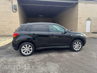 2015 Mitsubishi Outlander Sport ES - miniatura 3