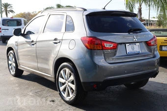 2015 Mitsubishi Outlander Sport GT - miniatura 3