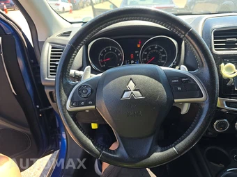 2015 Mitsubishi Outlander Sport SE – miniatura 10
