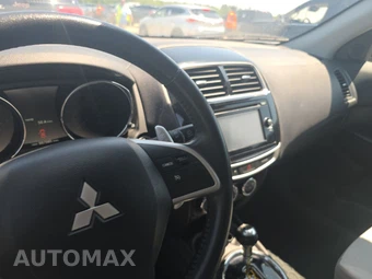 2015 Mitsubishi Outlander Sport SE – miniatura 11