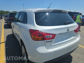 2015 Mitsubishi Outlander Sport SE – miniatura 6