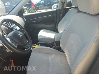 2015 Mitsubishi Outlander Sport SE – miniatura 7