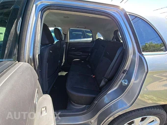 2015 Mitsubishi Outlander Sport SE – miniatura 13