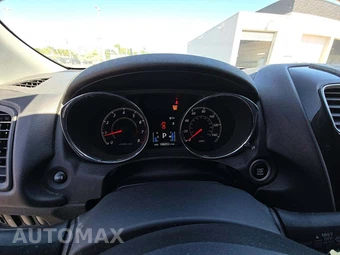 2015 Mitsubishi Outlander Sport SE – miniatura 9