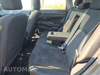 2015 Mitsubishi RVR GT – miniatura 13