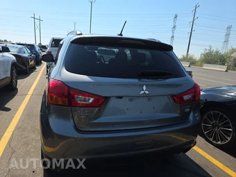 2015 Mitsubishi RVR GT – miniatura 5