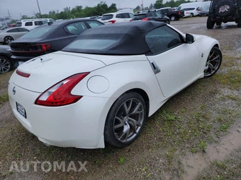 2015 Nissan 370Z Touring Sport Convertible - miniatura 4