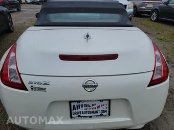 2015 Nissan 370Z Touring Sport Convertible - miniatura 5