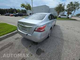 2015 Nissan Altima 2.5 S - miniatura 3
