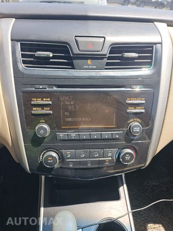 2015 Nissan Altima 2.5 S – miniatura 11