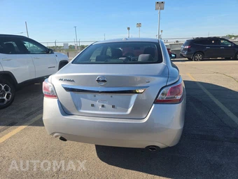 2015 Nissan Altima 2.5 S – miniatura 5