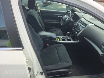 2015 Nissan Altima 2.5 S – miniatura 8