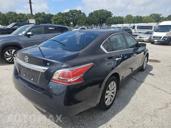 2015 Nissan Altima 2.5 S - miniatura 4