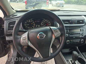 2015 Nissan Altima 2.5 S – miniatura 10