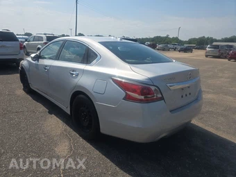 2015 Nissan Altima 2.5 S - miniatura 6